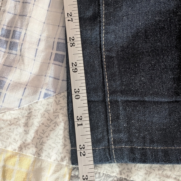 Versace Men's Straight Leg blue Jeans 30 x 32.5 in Like New Condition - Picture 9 of 13